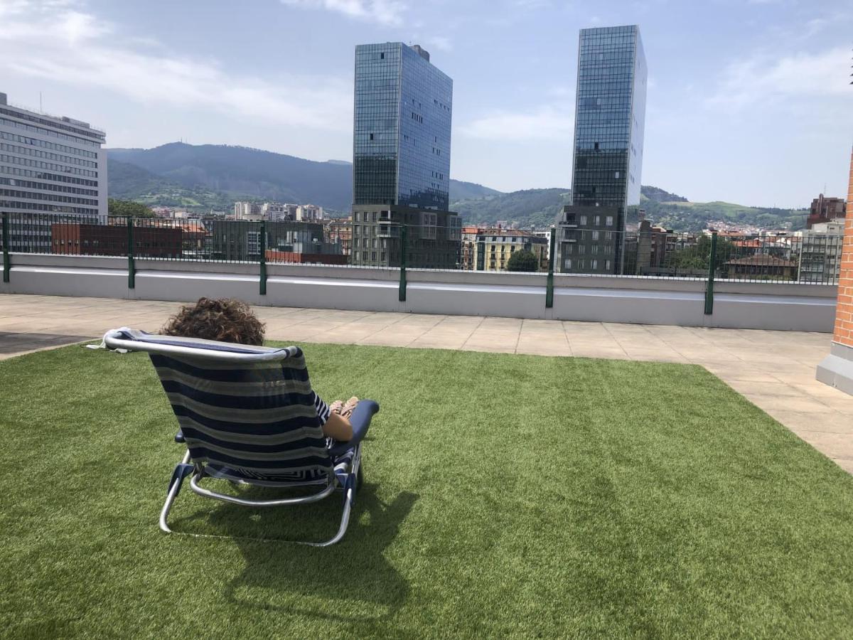 Apartamento Frente Al Guggenheim. Urbanizacion De Lujo En El Centro บิลเบา ภายนอก รูปภาพ